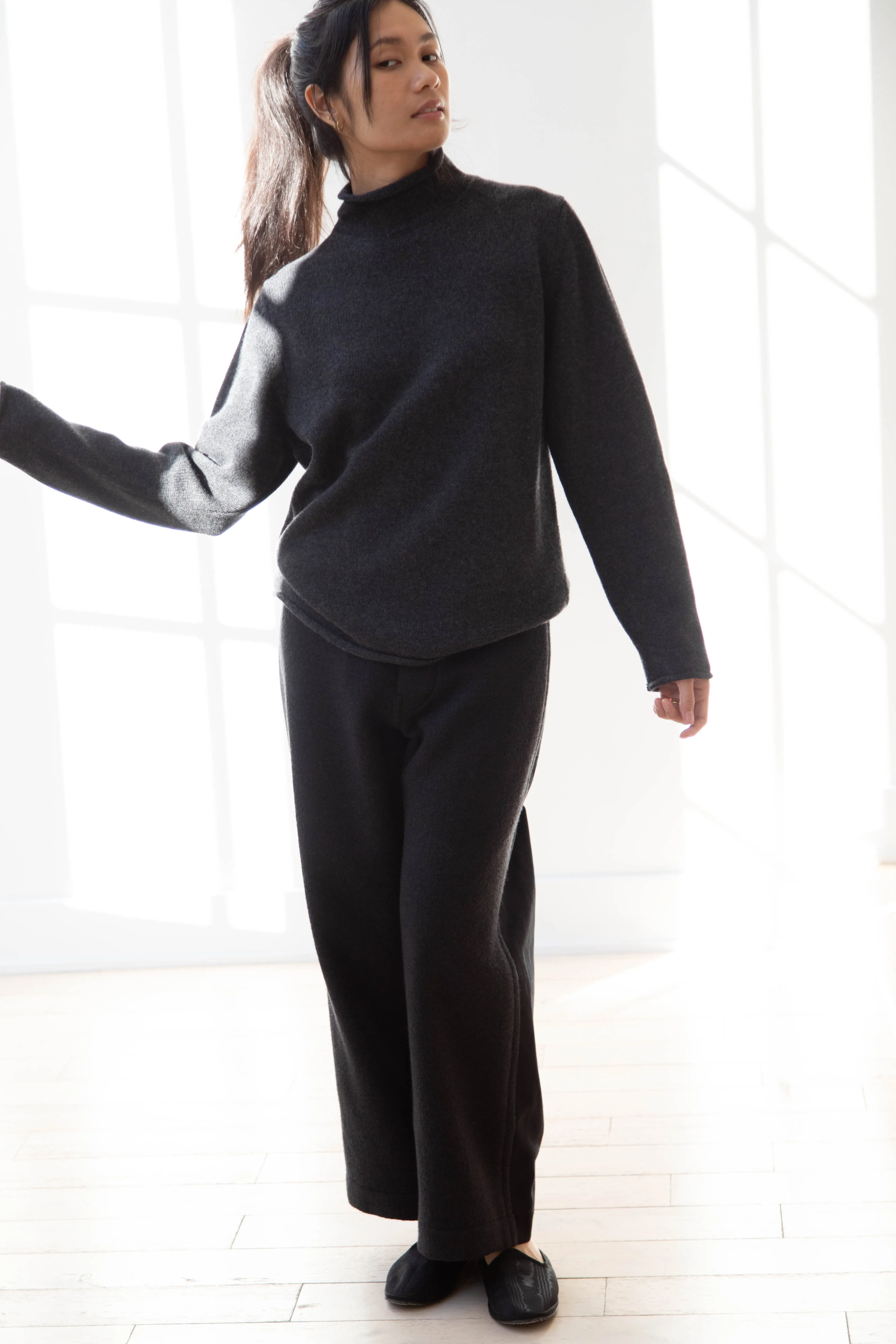 Evan Kinori | Rollneck Sweater in Charcoal
