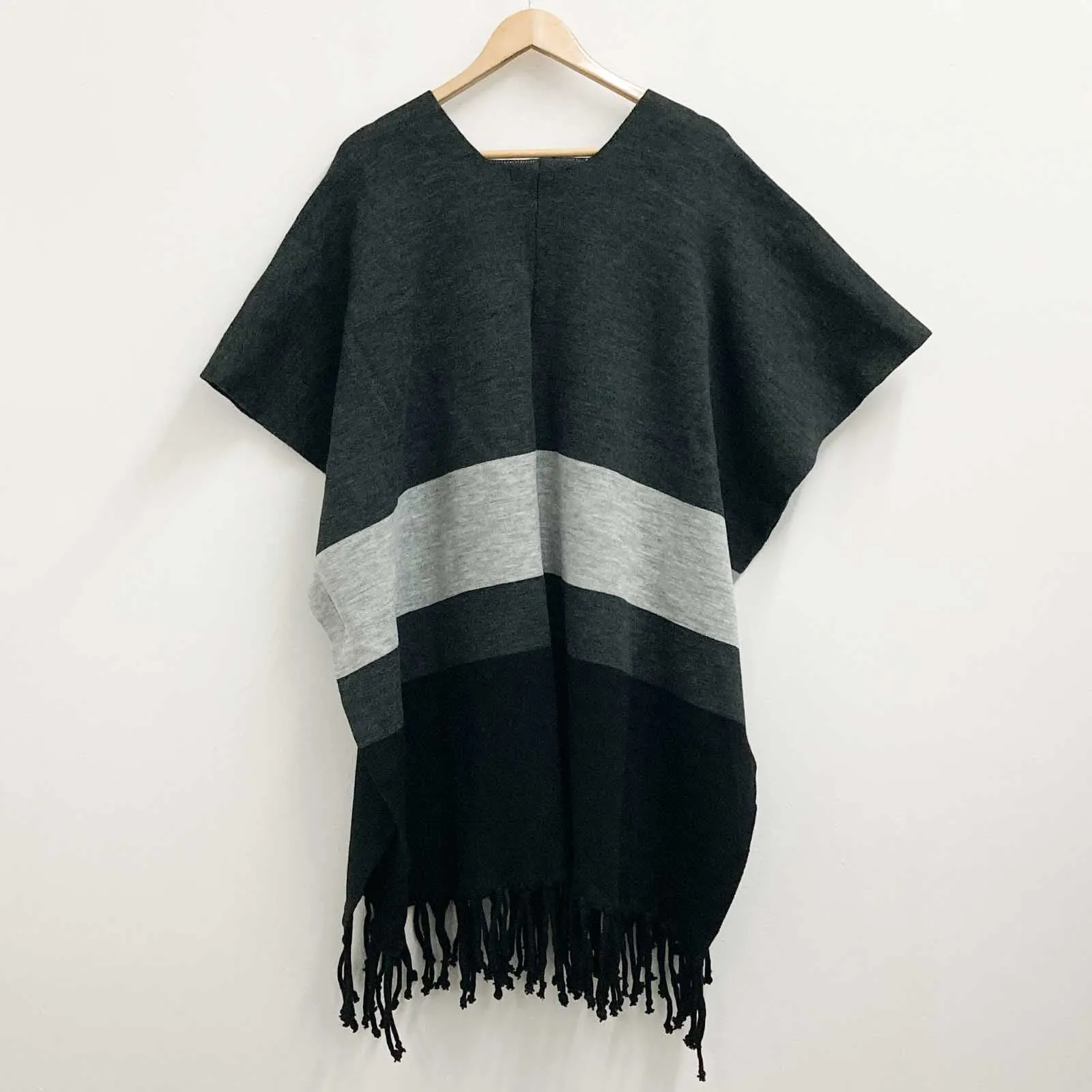 Evans Black & Grey Colour Block Open Front Knit Cardigan One Size