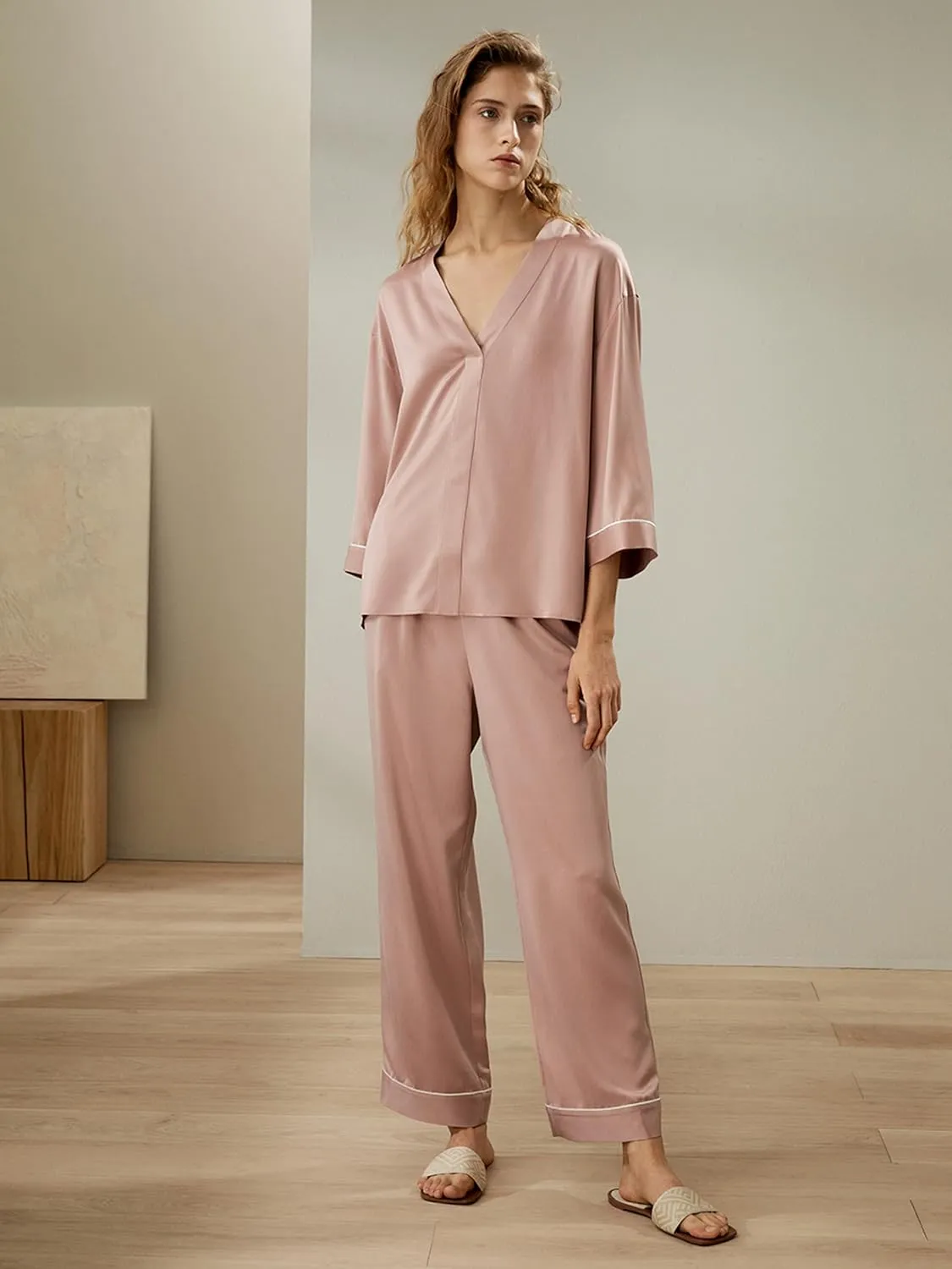 LilySilk Silk Pajama Set for Women 100% Sand-Wash Pullover Top V-Neck 3/4 Sleeves Waisted Pants Loose Casual