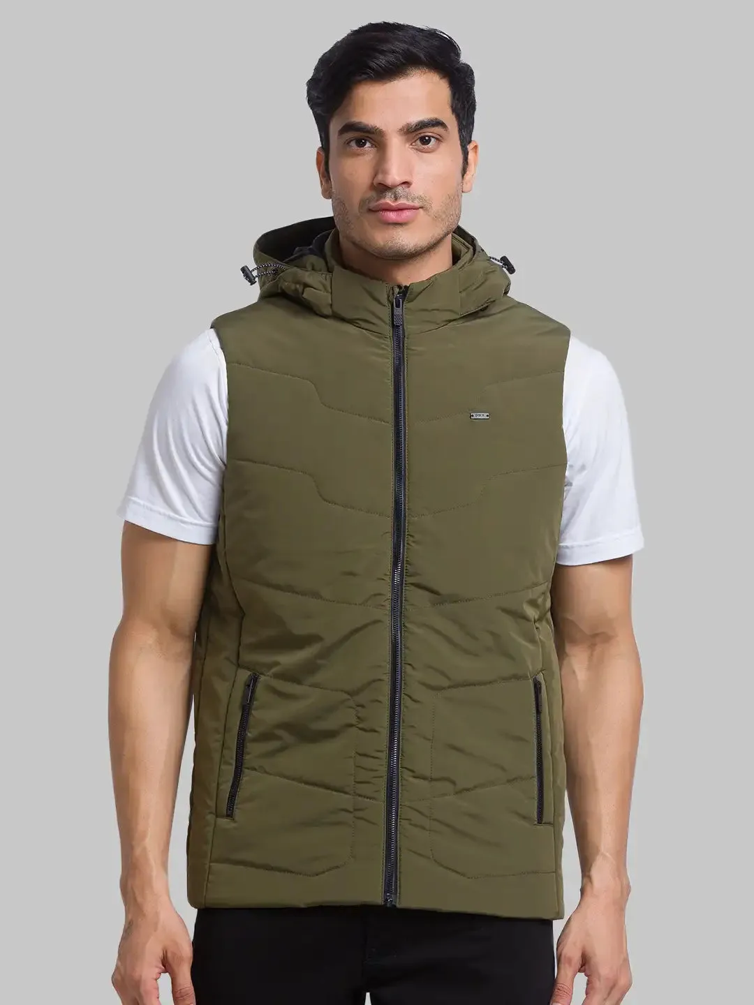 Men Green Solid Polyester Sleeveless Jackets