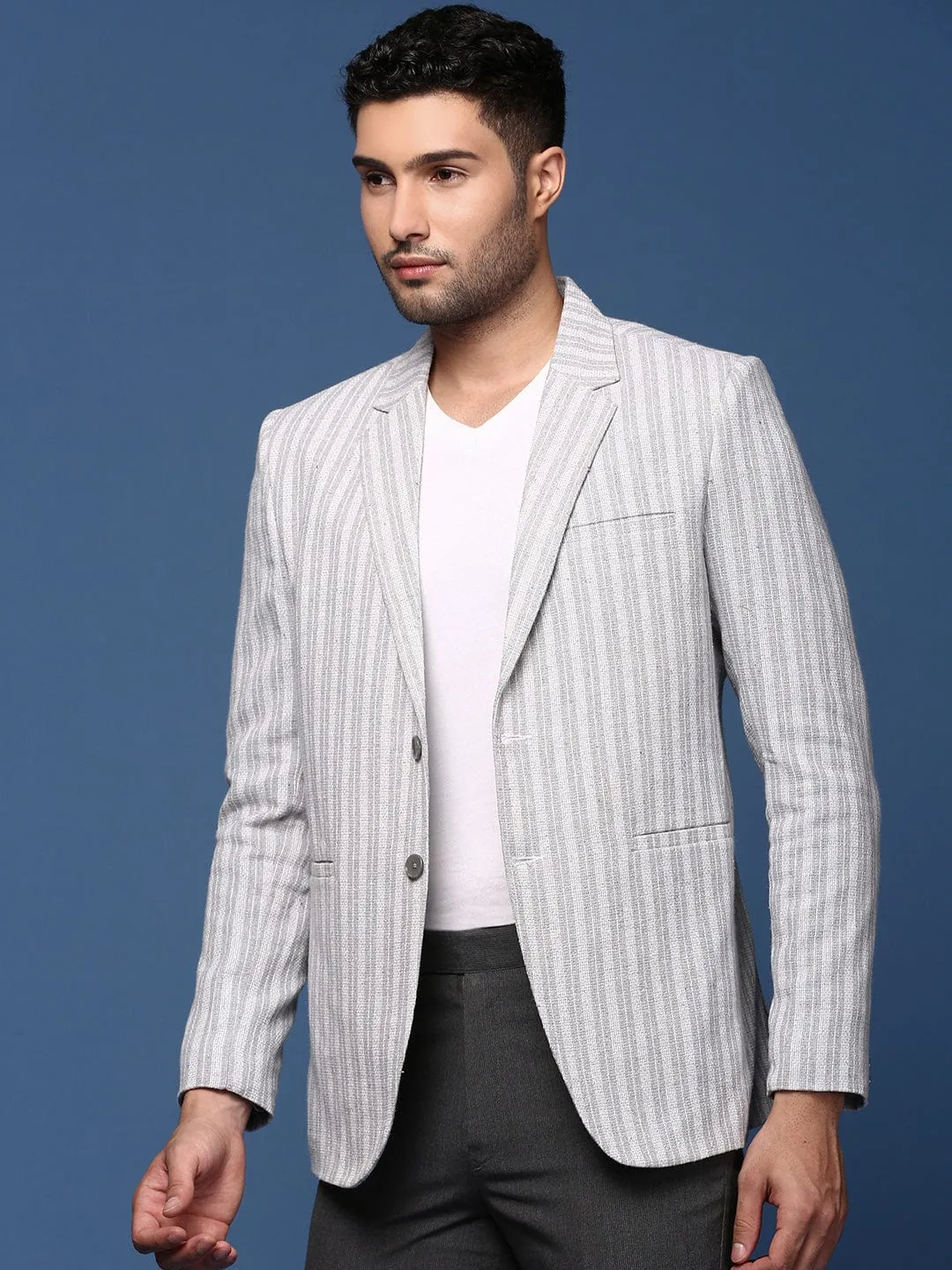 Men Grey Notched Lapel Single Breasted Slim Fit Blazer