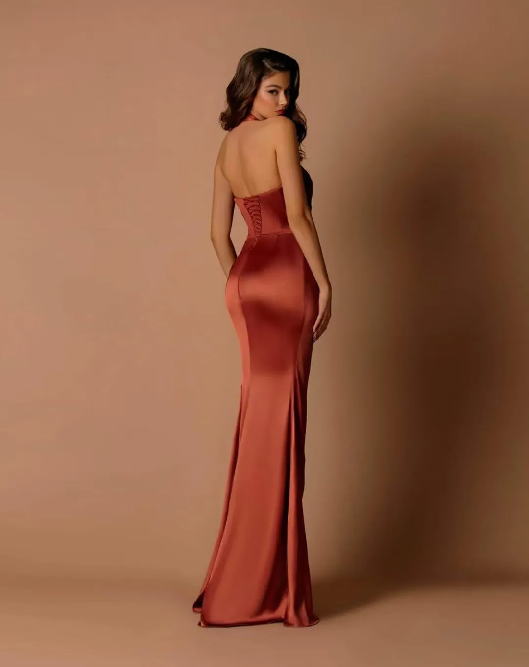 Monvelli Halter Mermaid Bridesmaid Dresses with Slit Long Satin Prom Dress Pleated Formal Evening Gowns 2025
