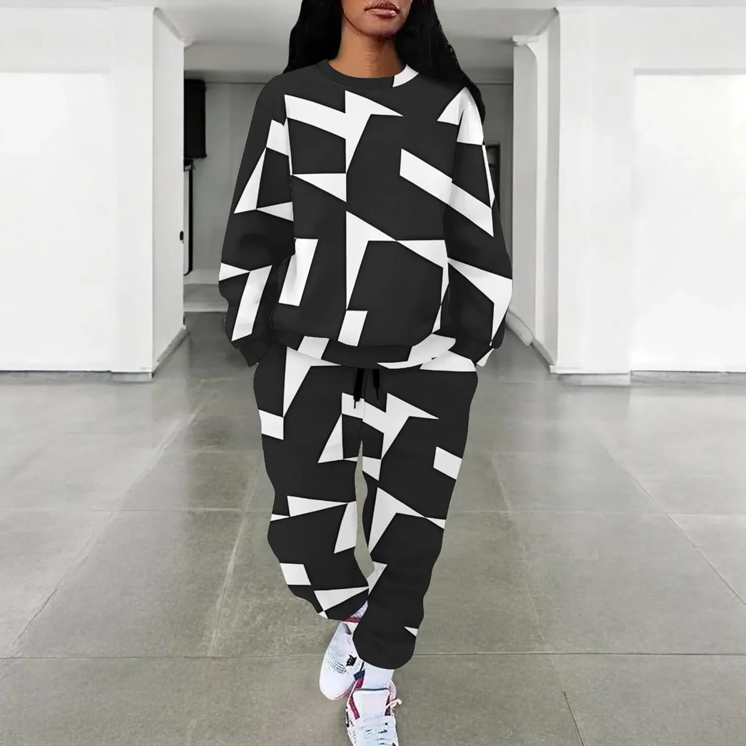 Two Piece Outfits for Women Lounge Sets Casual Travel Sweatsuits Long Sleeve Pullover And Long Pants Loungewear Matching Sets